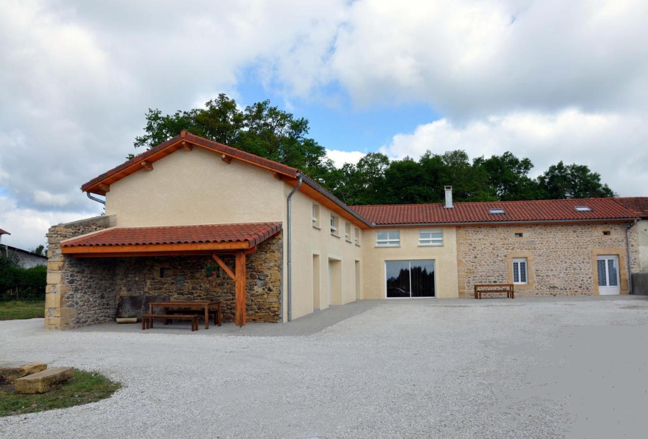 Gite Chez Antonin Villeneuve-Lecussan Esterno foto
